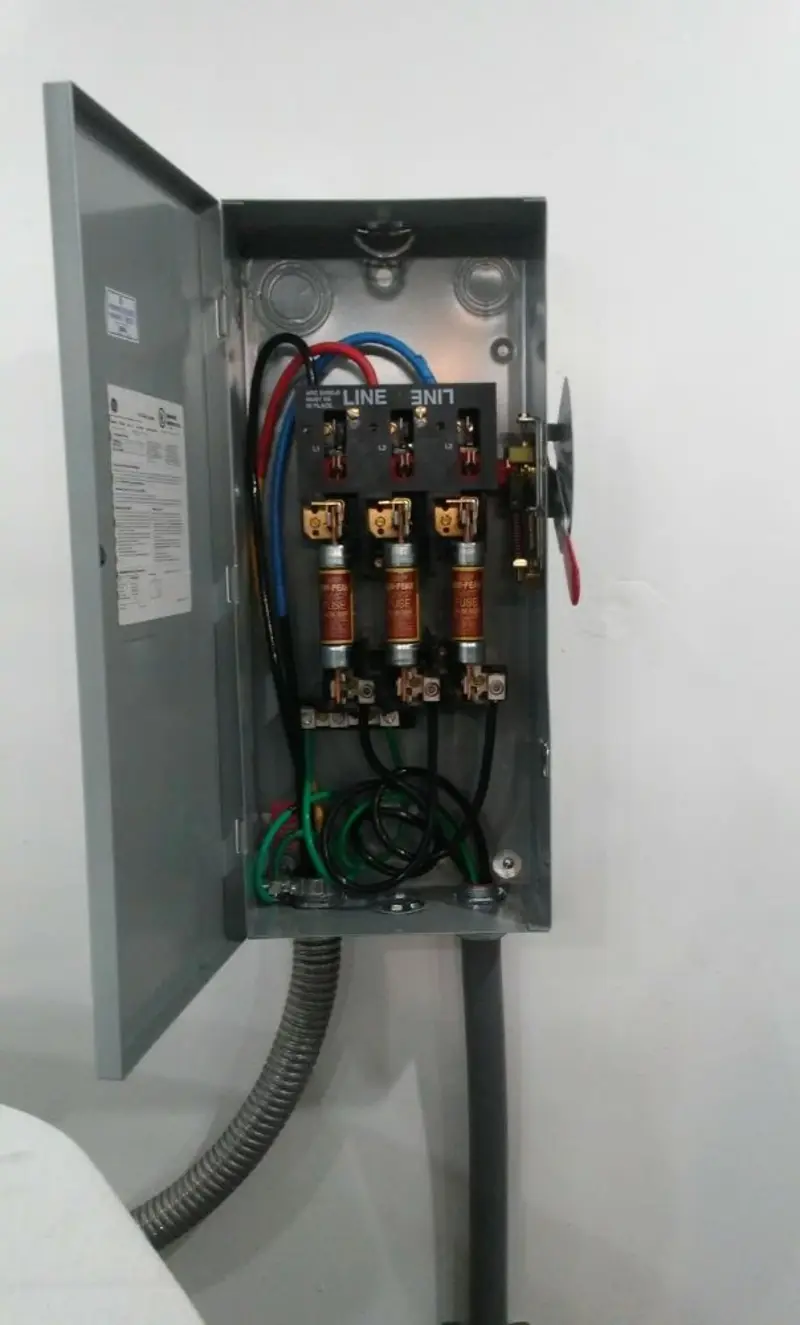 Three-phase disconnect switch installed for Electrical Wiring & Rewiring in Algona